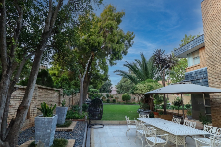 4 Bedroom Property for Sale in Heuwelsig Free State